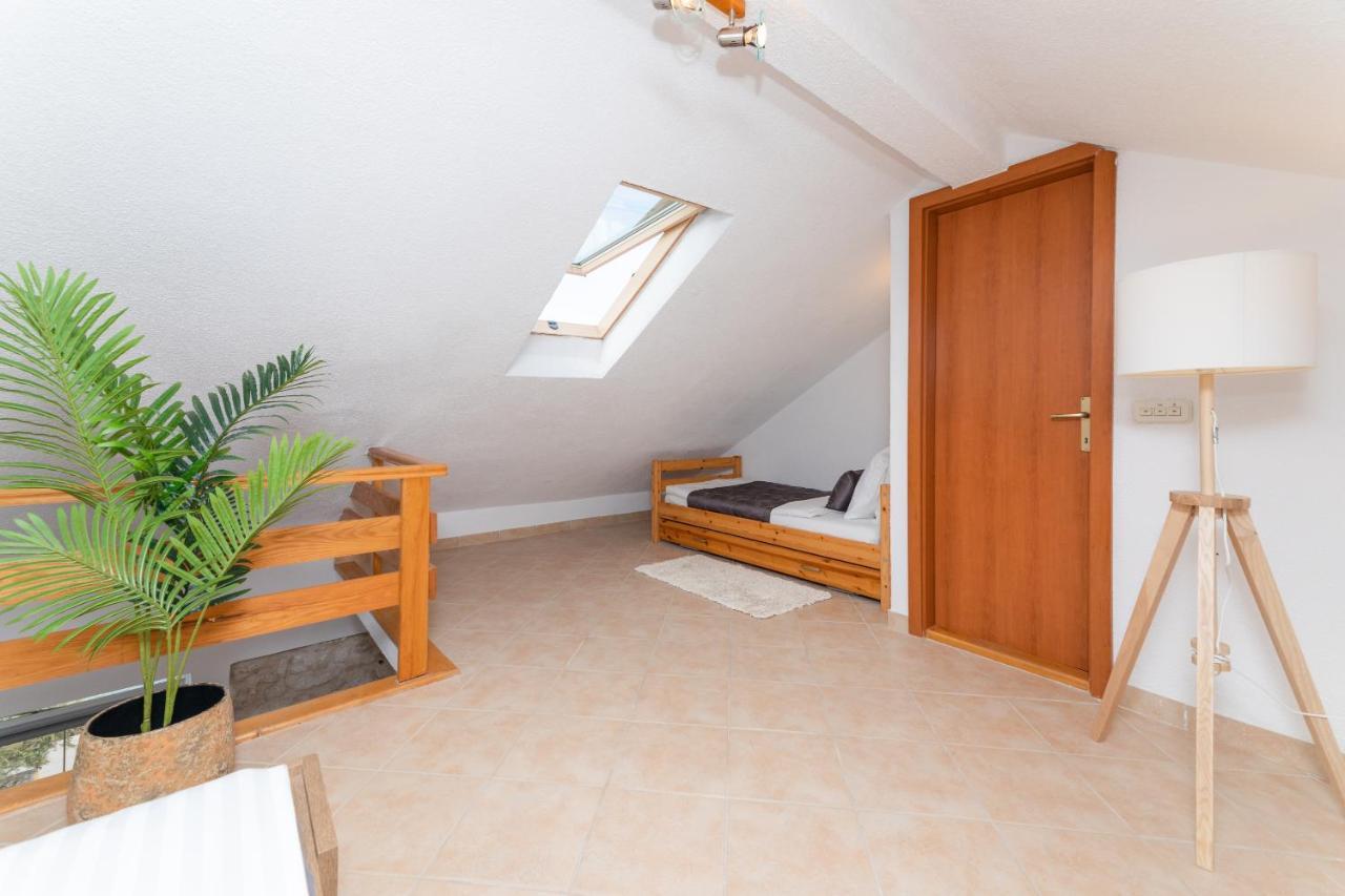סוטיבאן Apartment Meri מראה חיצוני תמונה